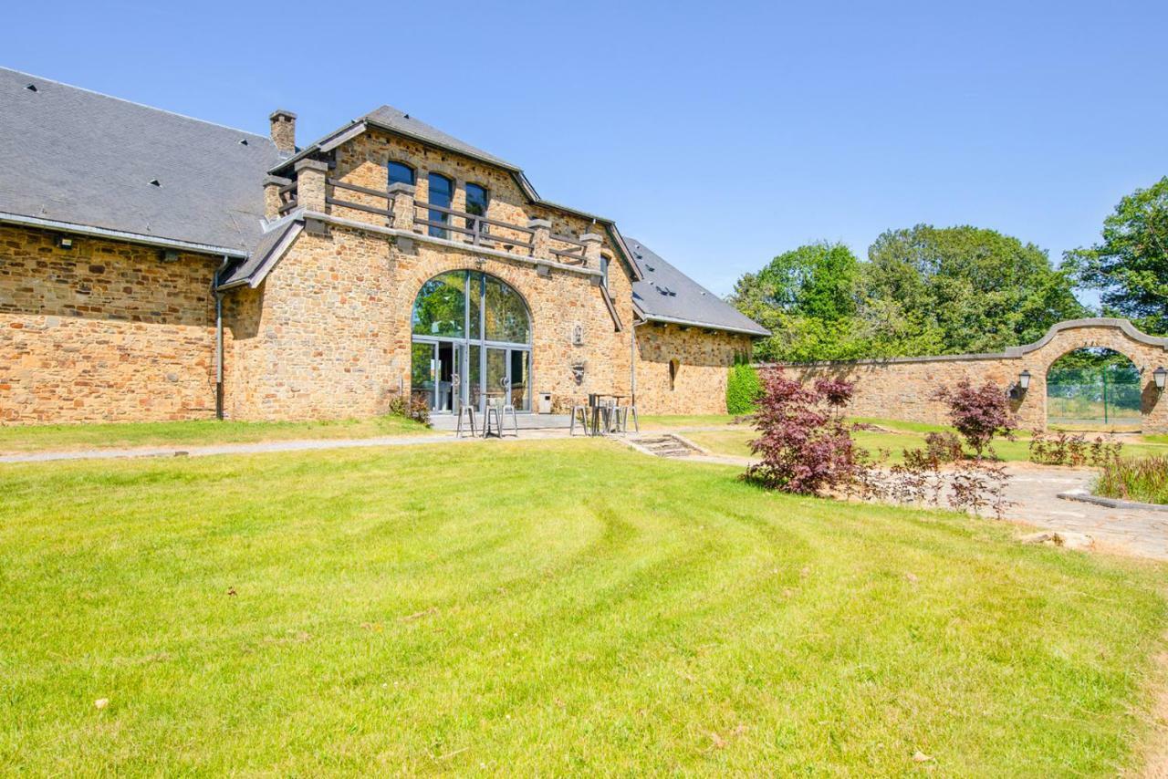 Domaine De Ronchinne - Chateau Et Ecuries Maillen Exteriör bild